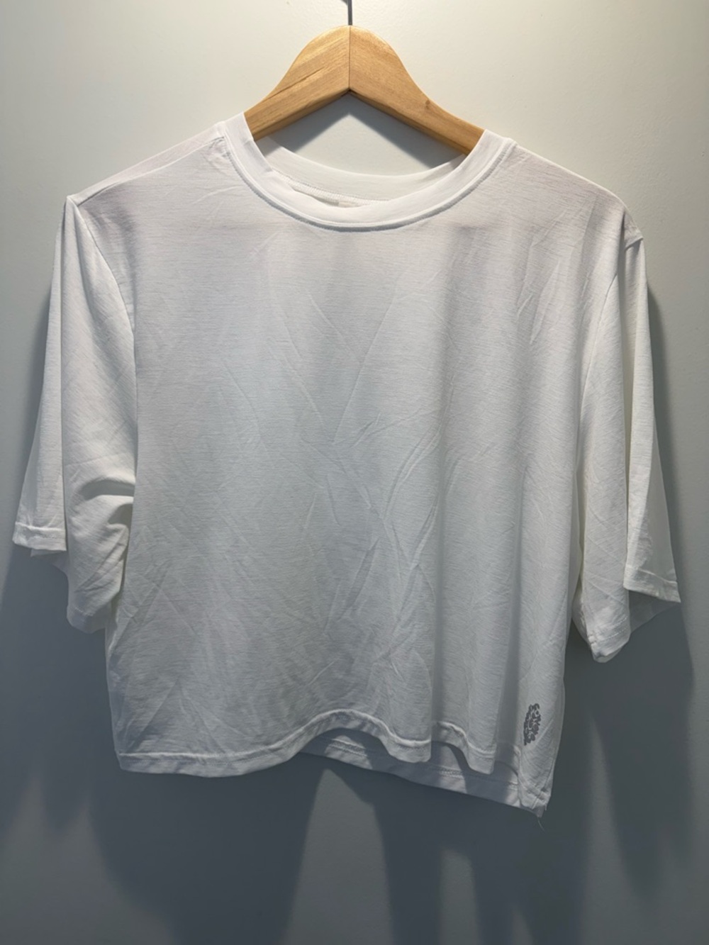 Free People White Cropped Tee
